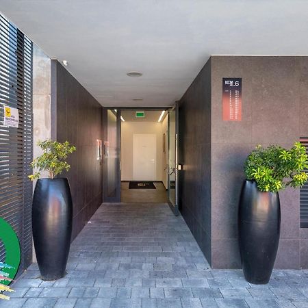 Sky Tower Suite Местре Екстериор снимка