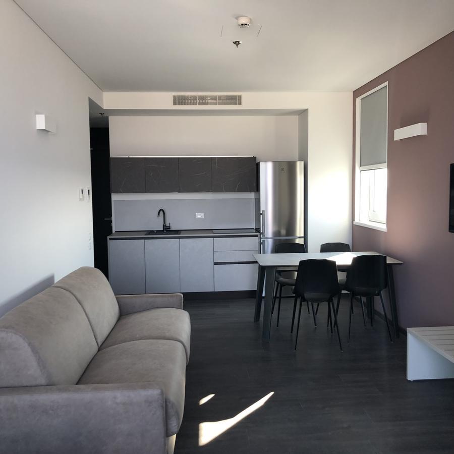 Sky Tower Suite Местре Екстериор снимка